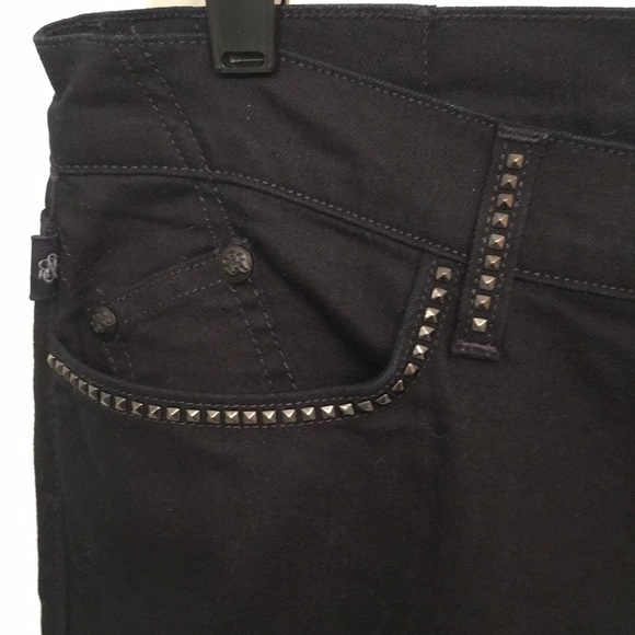Rock & Republic lowrise skinny b#@!h Jean - Picture 3 of 5